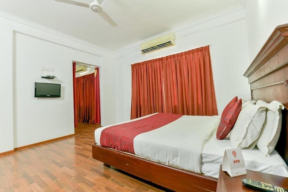 Готель Centre Point Kochi Екстер'єр фото